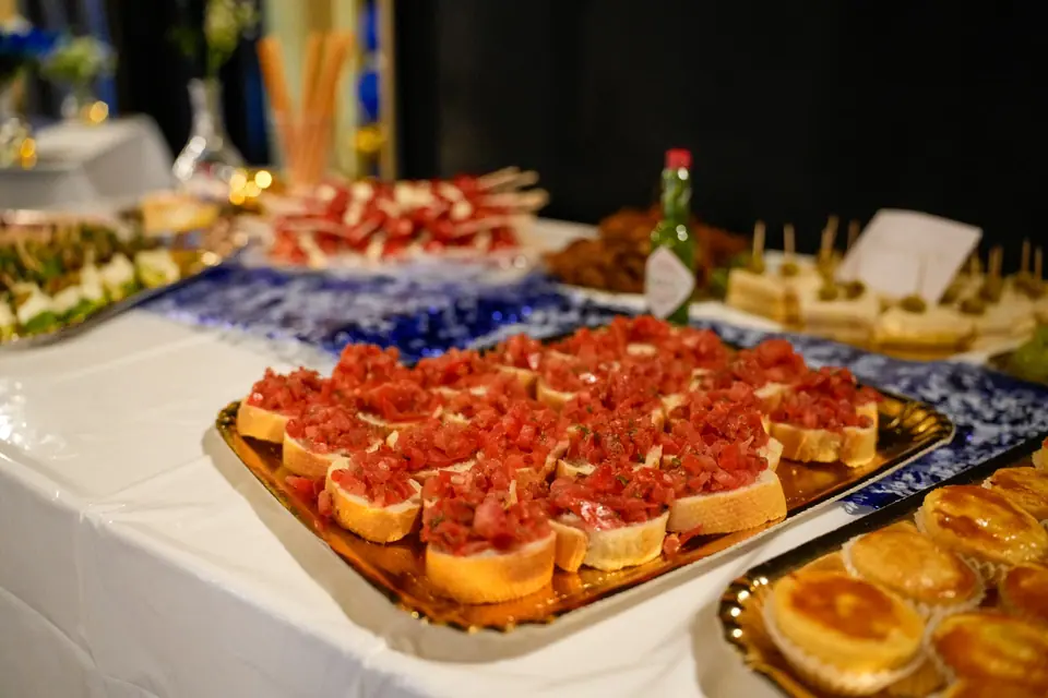 Bruschetta und Apérohäppchen bei einem 18. Geburtstag in Zürich